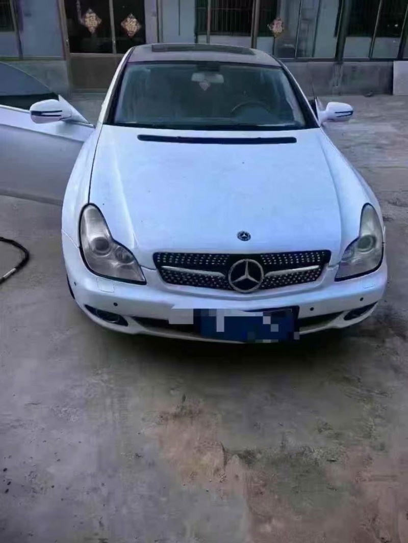 菏泽09年奔驰CLS1