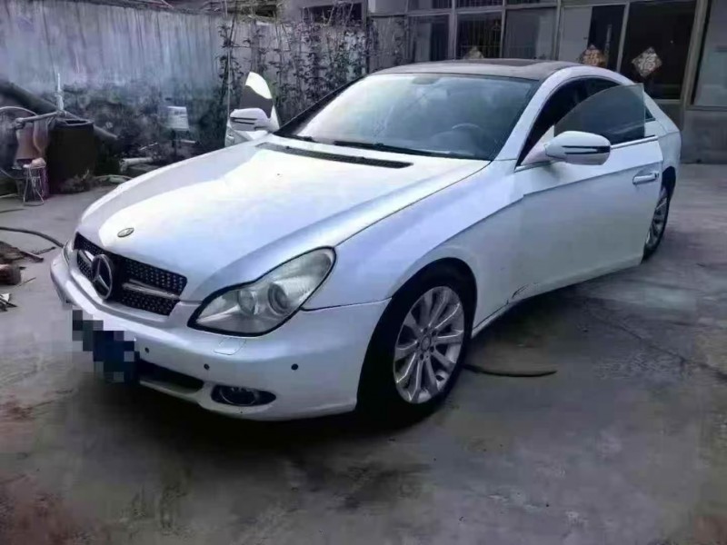 菏泽09年奔驰CLS2