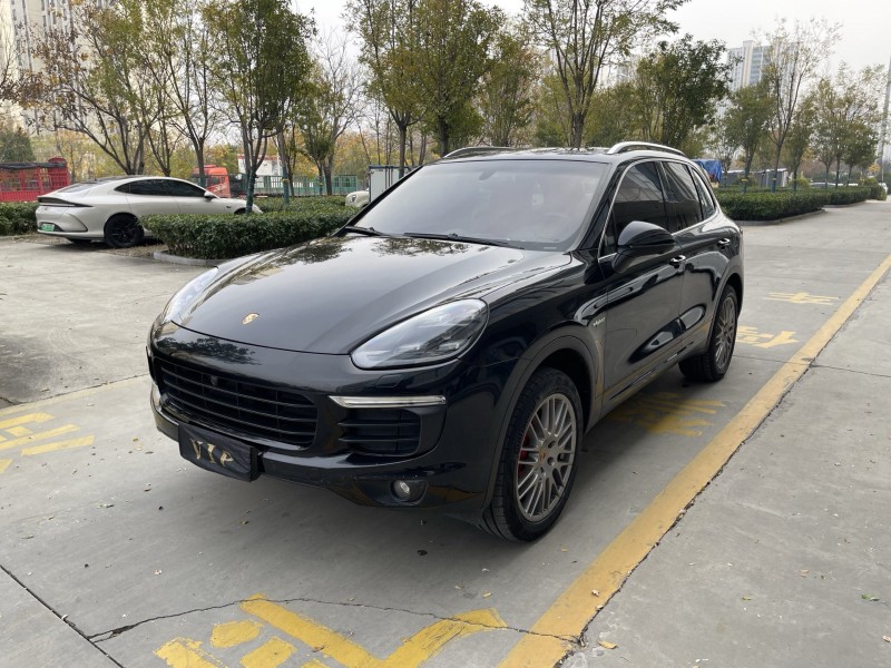 济宁16年保时捷卡宴7