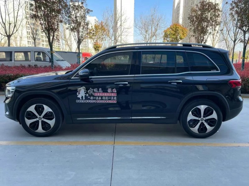 济宁22年奔驰GLB6