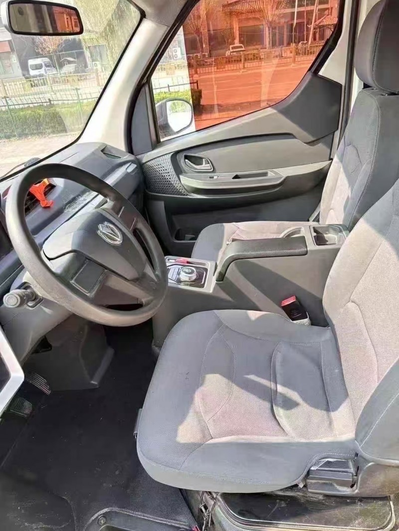 菏泽24年飞碟箱货货车4