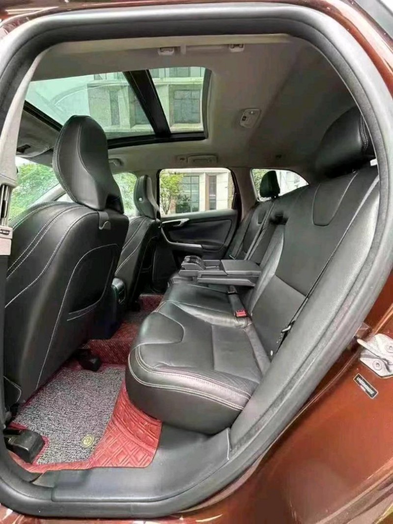 广州16年沃尔沃XC606