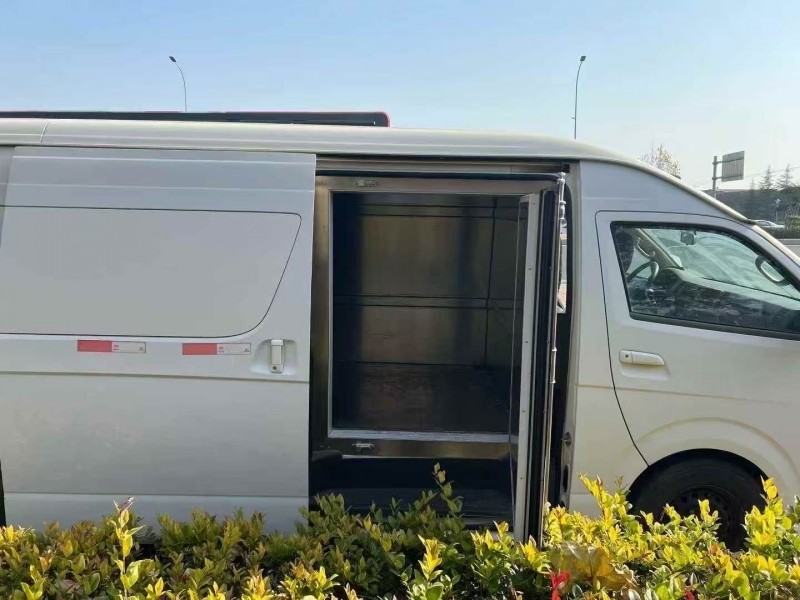 菏泽20年华晨海狮8