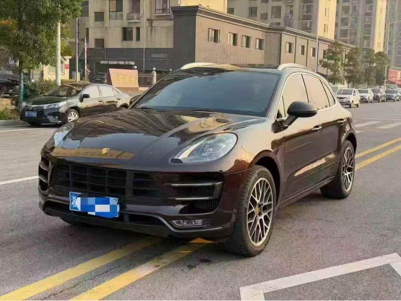 岳阳17年保时捷Macan2