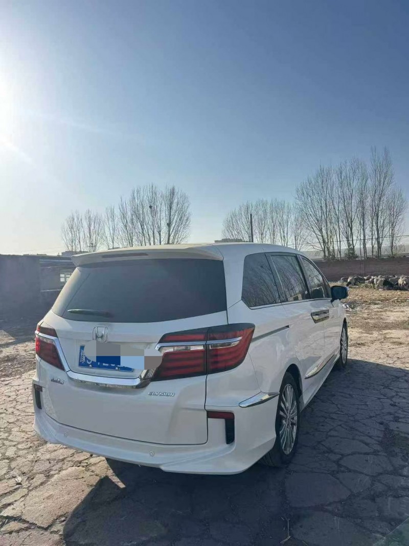 鹤壁18年本田艾力绅2