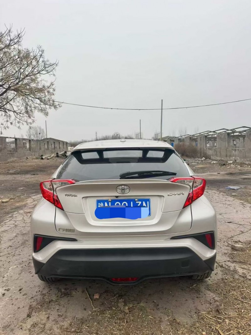 鹤壁21年丰田CHR6