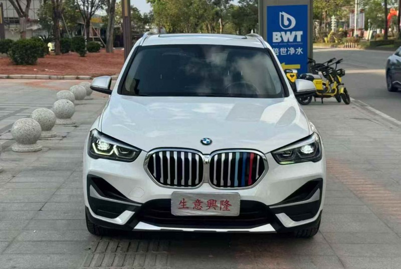 广州22年宝马X11