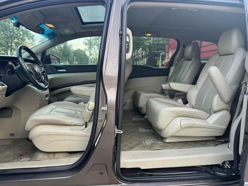 广州17年别克GL84