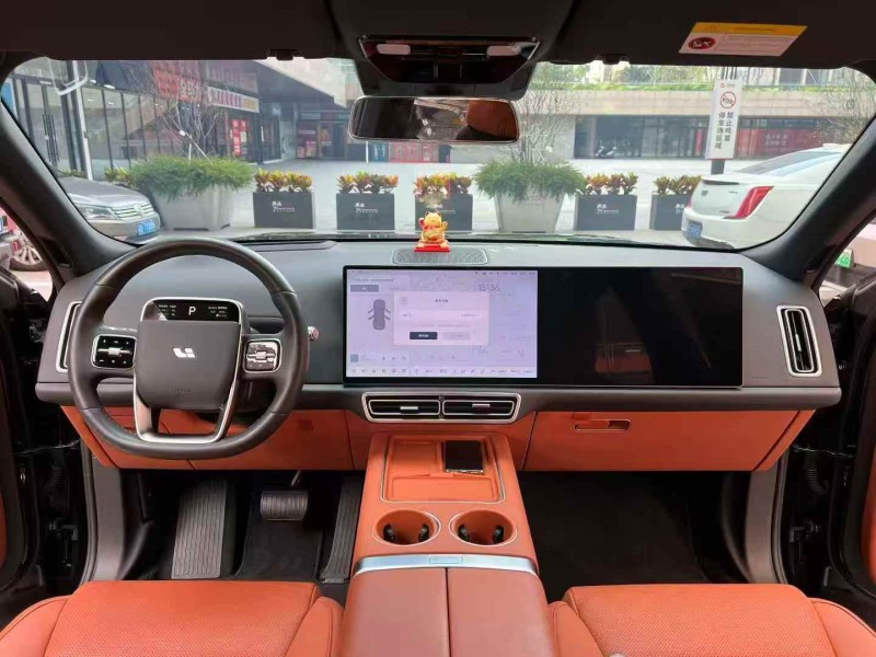 广州24年理想L85