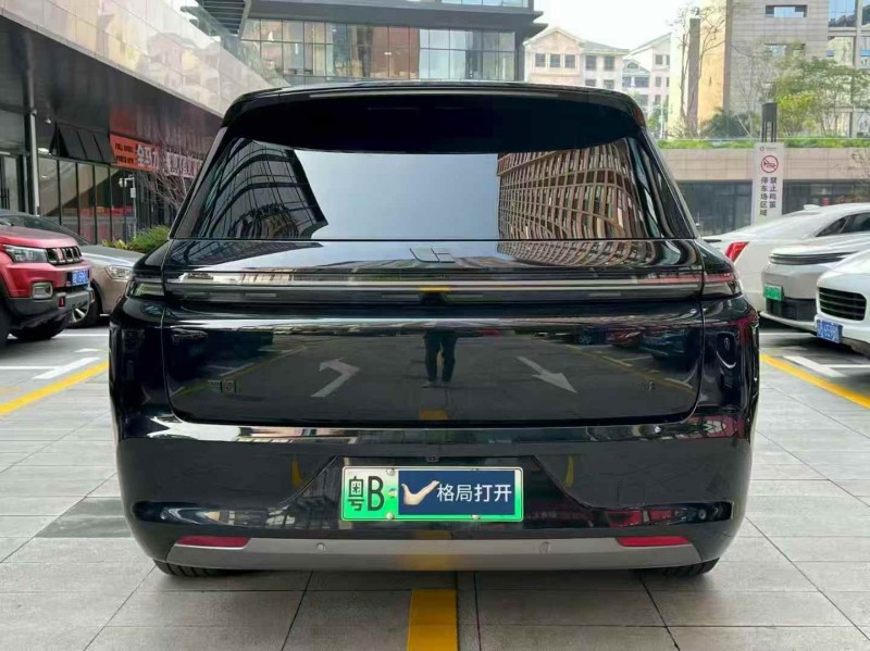 广州24年理想L89