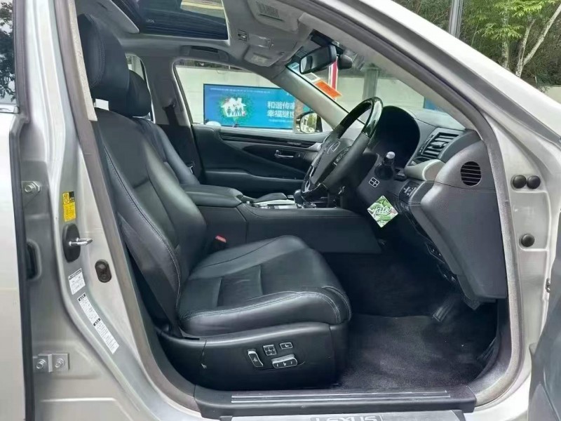 广州16年雷克萨斯LS6