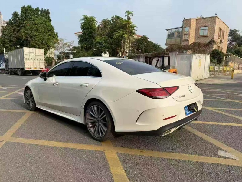 深圳21年奔驰CLS6