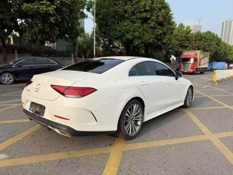 深圳21年奔驰CLS8