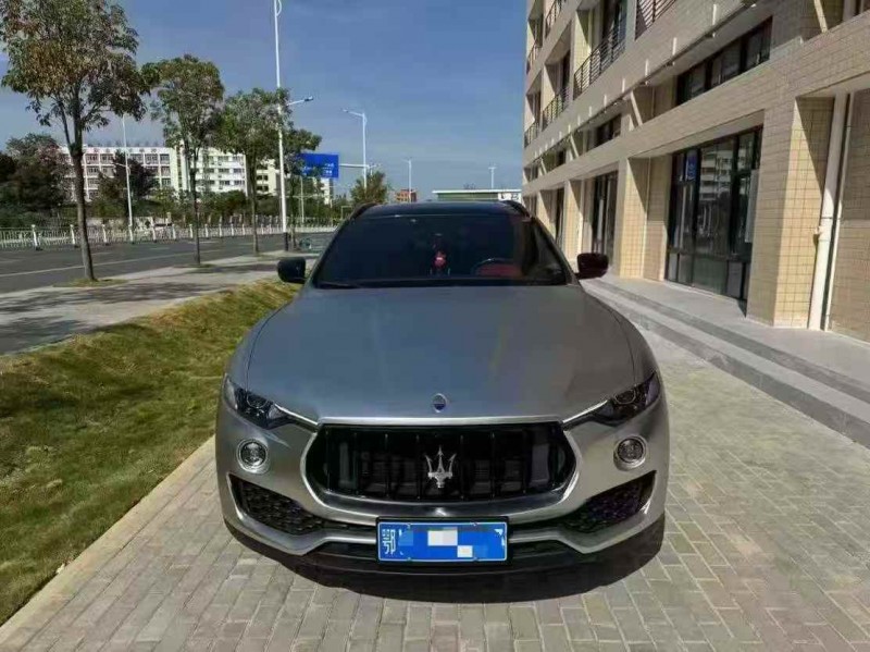 广州19年玛莎拉蒂Levante1