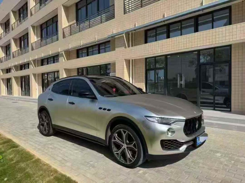 广州19年玛莎拉蒂Levante3