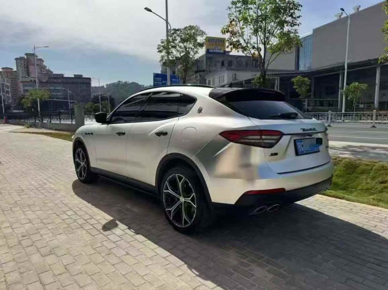 广州19年玛莎拉蒂Levante5