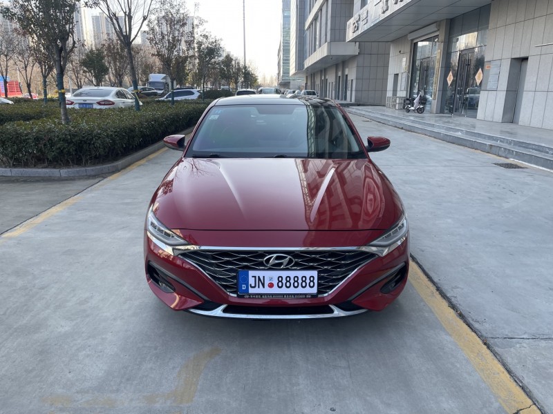 济宁19年现代菲斯塔1