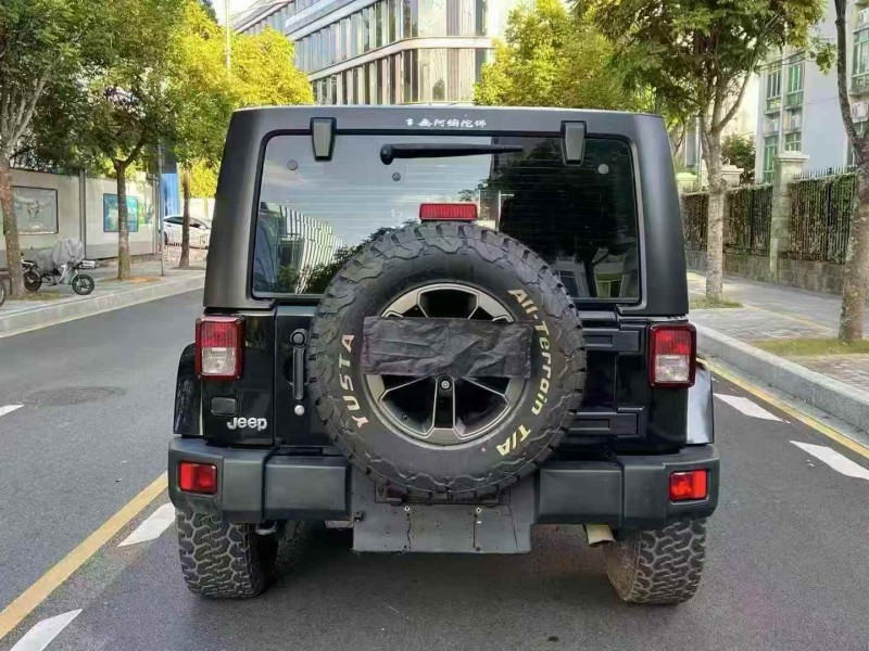 广州18年Jeep牧马人9