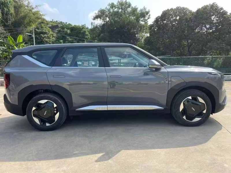 广州25年起亚EV53