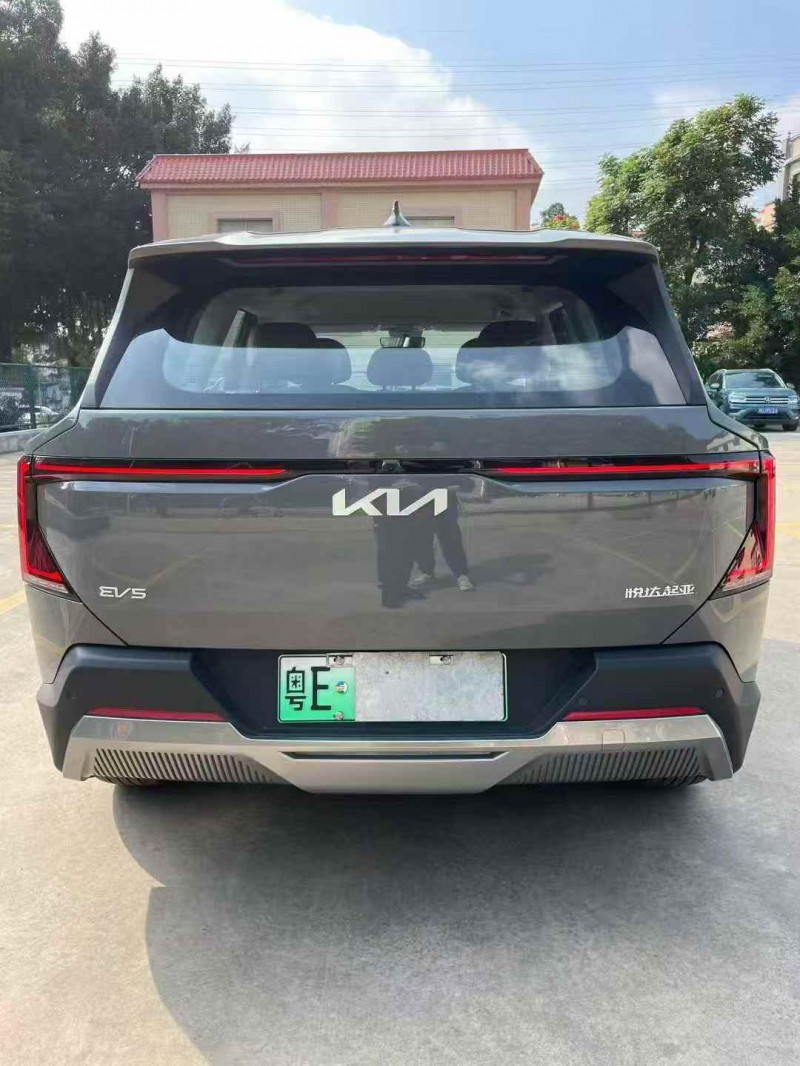 广州25年起亚EV59