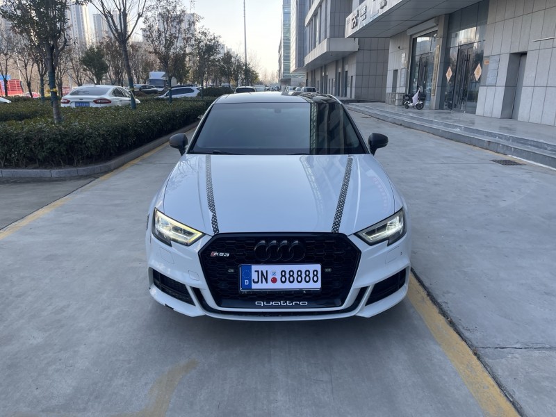 济宁19年奥迪A31