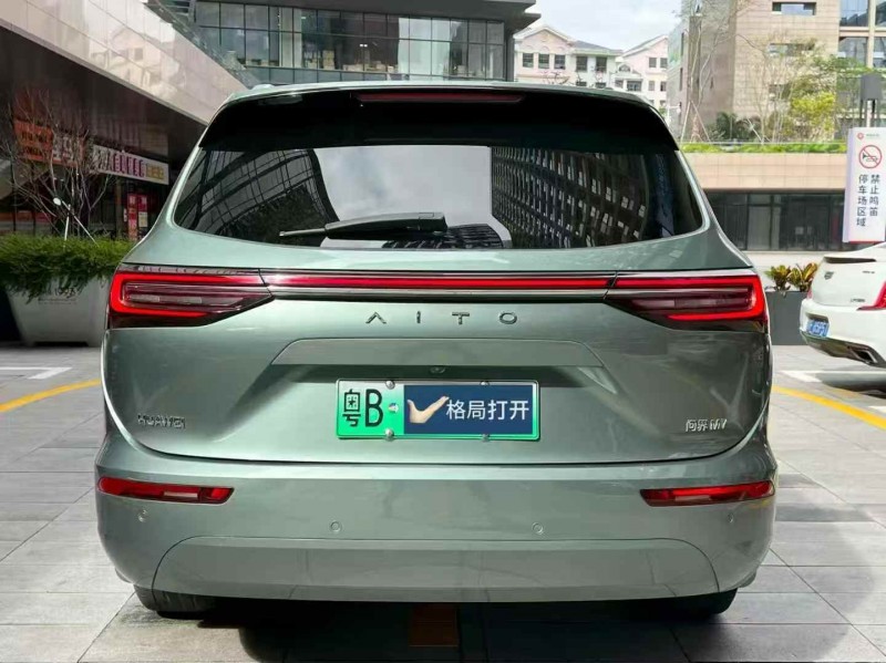 广州22年华为智选问界9