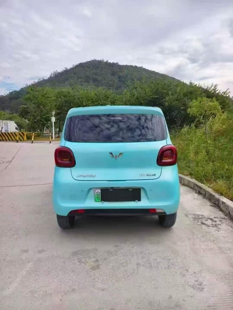 广州25年五菱汽车宏光9