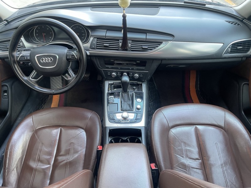 济宁16年奥迪A6L6