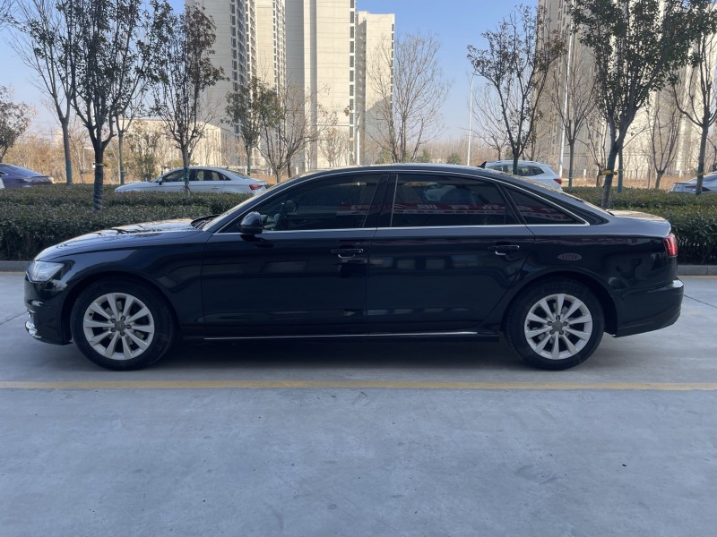 济宁16年奥迪A6L8