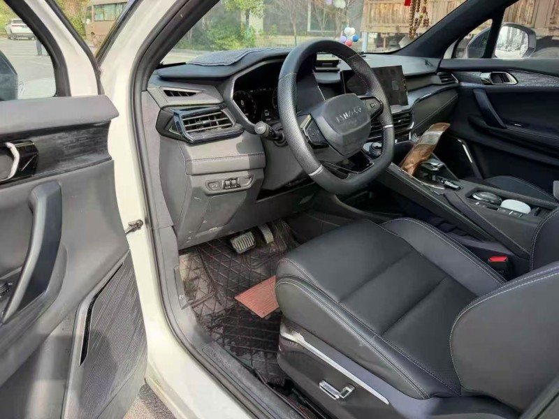 济宁22年领克064