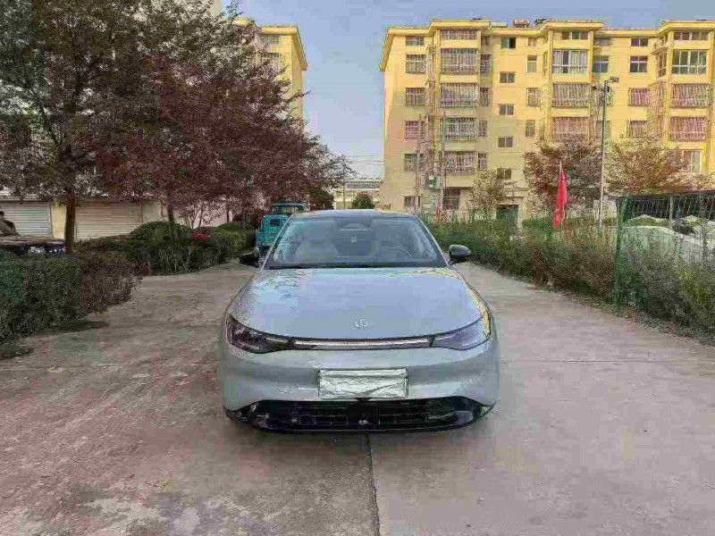 徐州24年零跑汽车C011