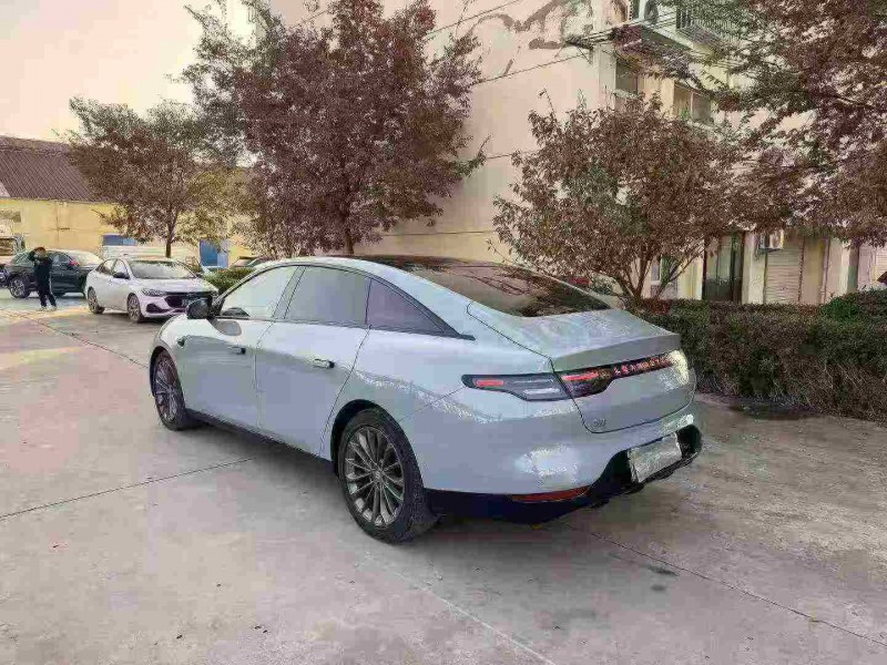 徐州24年零跑汽车C012