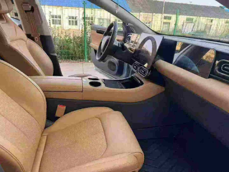 徐州24年零跑汽车C015