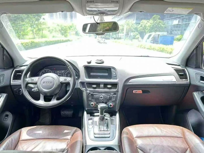 东莞16年奥迪Q56