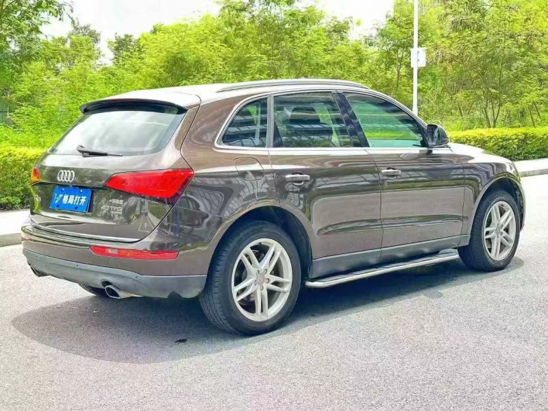 东莞16年奥迪Q58