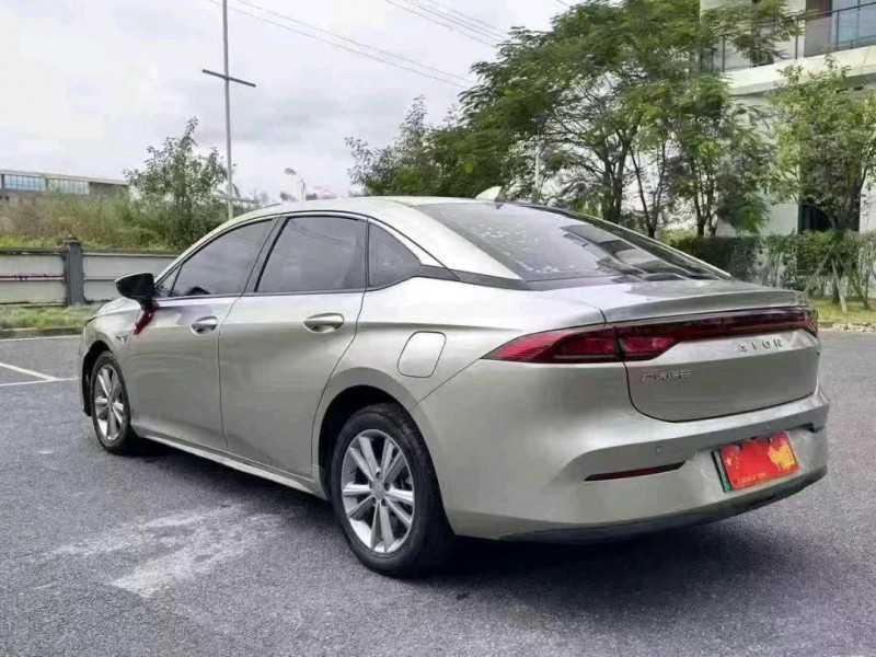 广州22年传祺埃安S9