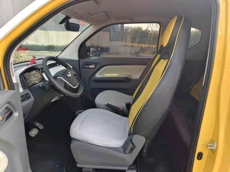 广州23年五菱汽车宏光5