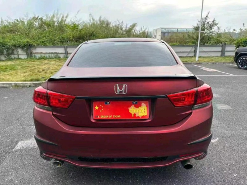 广州16年本田思铂睿5