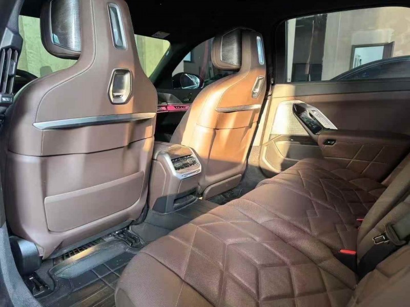 济宁24年宝马7系2