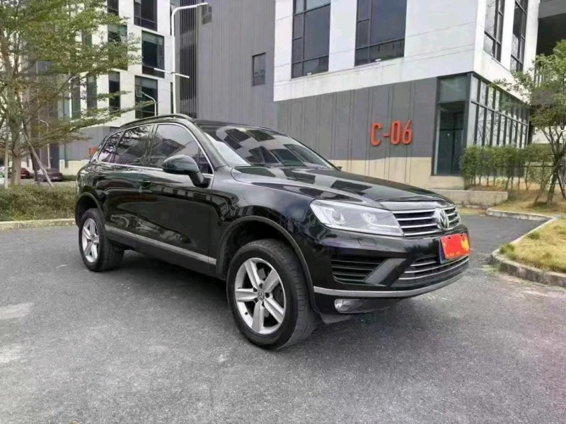 广州18年大众途锐2