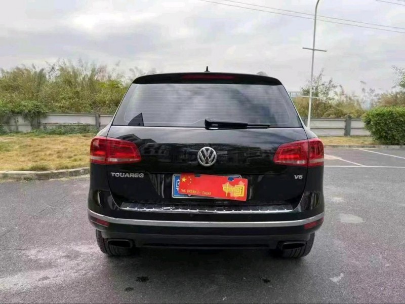 广州18年大众途锐7