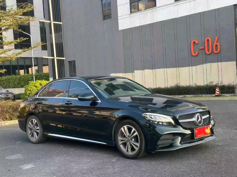 广州21年奔驰C8