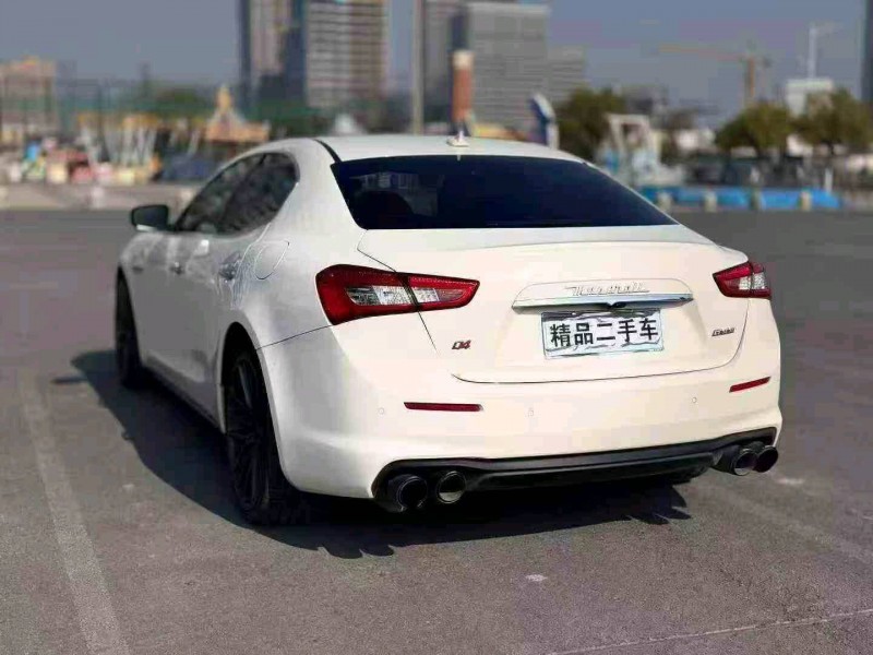 衢州18年玛莎拉蒂Ghibli7