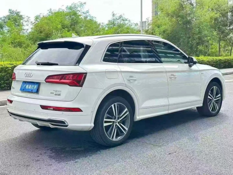 东莞20年奥迪Q57
