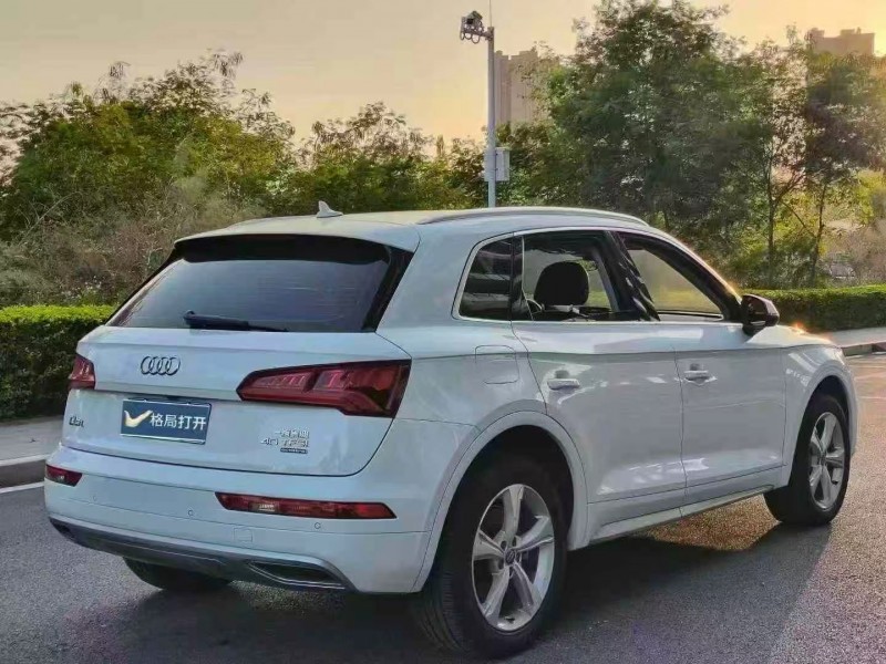 东莞19年奥迪Q58
