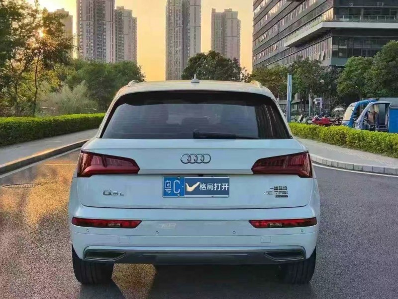 东莞19年奥迪Q59