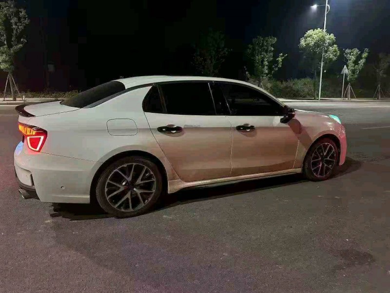 重庆20年领克035