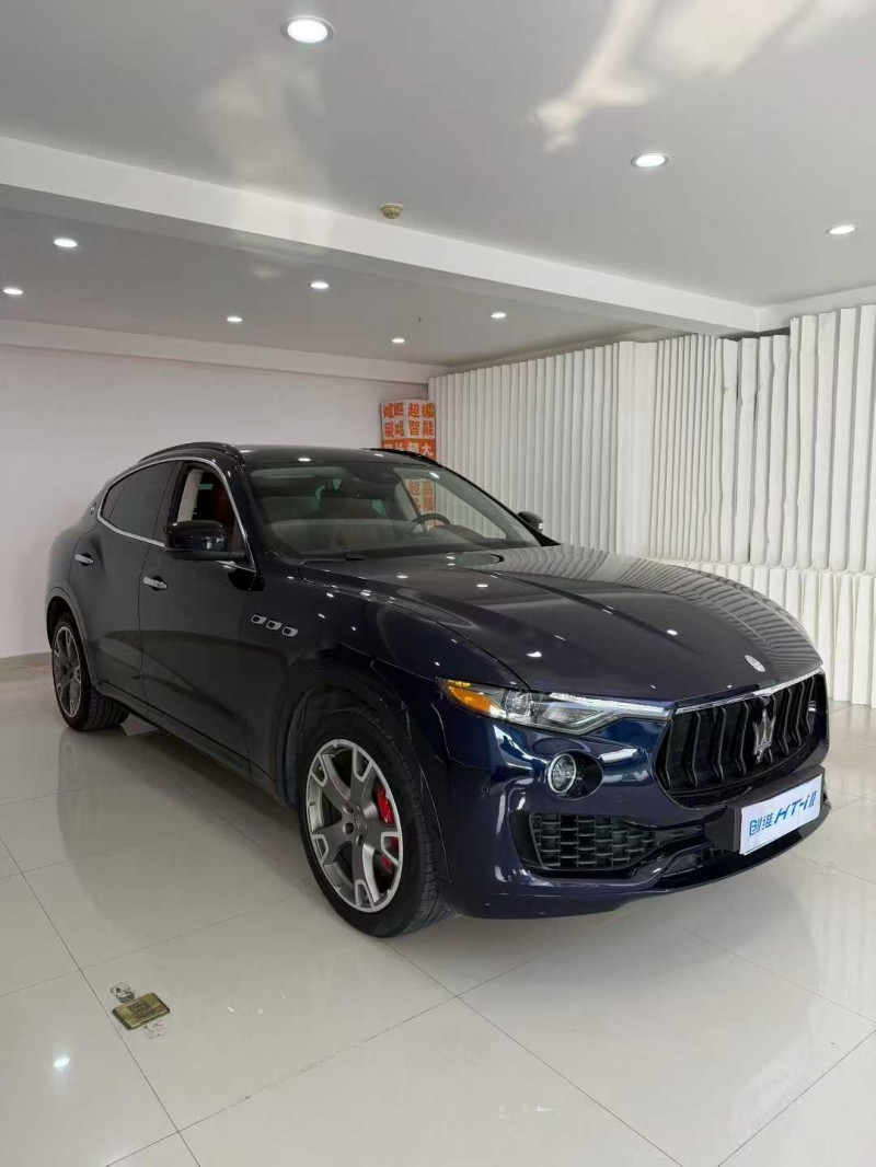 长沙17年玛莎拉蒂Levante4