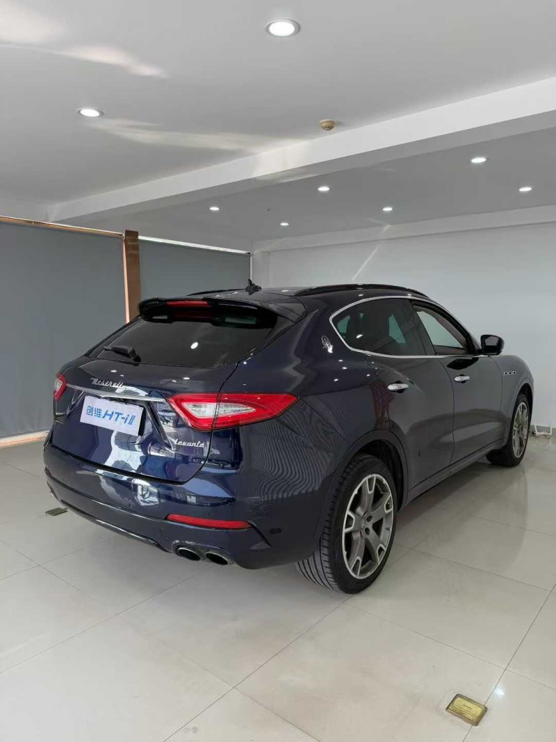 长沙17年玛莎拉蒂Levante5