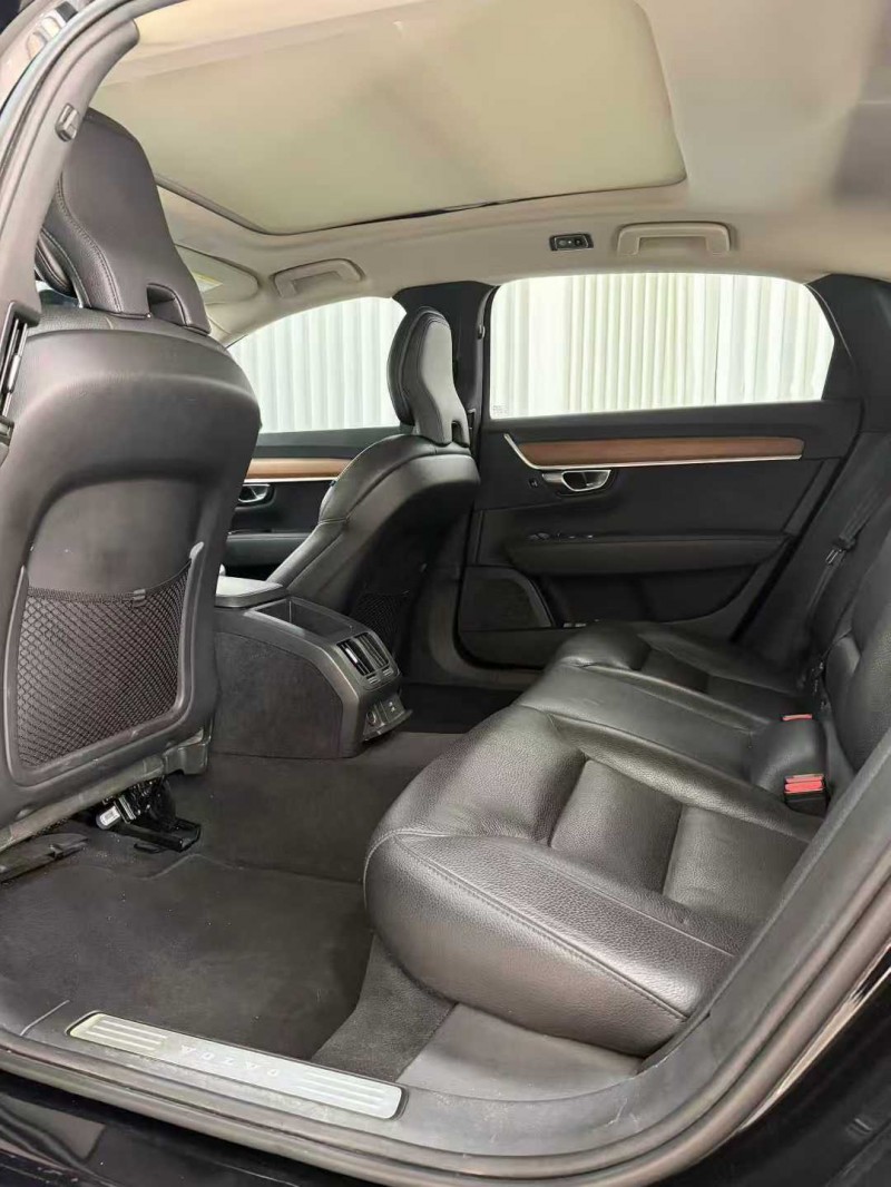 长沙19年沃尔沃S906